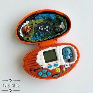 2002 Pocket Neopets Kacheek